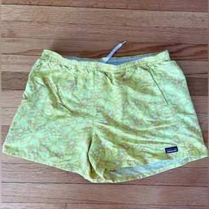 Patagonia quick dry flower print shorts, size L